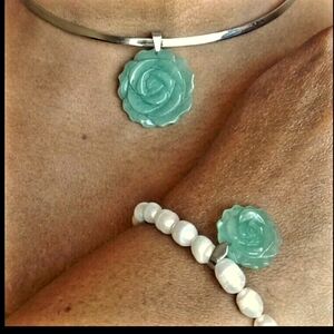 Hand Carved Green Aventurine & Freshwater Pearl Rose Bracelet & Collar Necklace